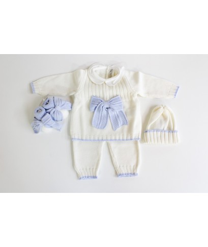 Set of Ribbed Wool Bows for Newborns - Baby Boy's Layette §830